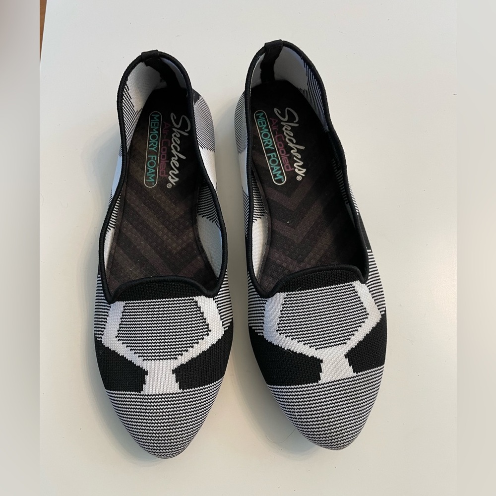 Skechers Cleo Memory Foam Flats